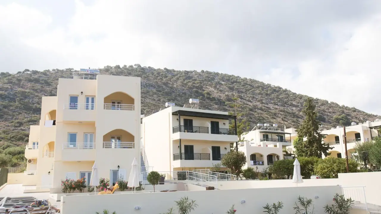 ANASTASIA HOTEL HER