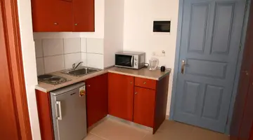 ANASTASIA HOTEL