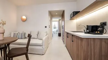 ANASTASIA HOTEL