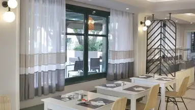 ANASTASIA HOTEL
