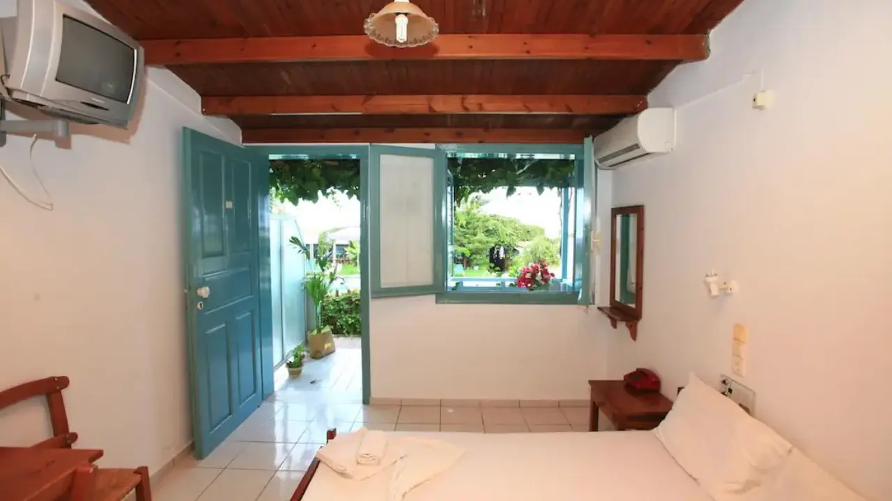ANATOLI APARTMENTS