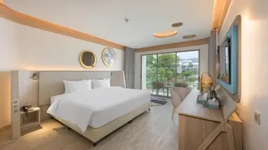 Andaman Embrace Patong