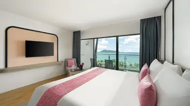ANDAMANTRA RESORT & VILLA, PHUKET (ex. Centara Blue Marine)