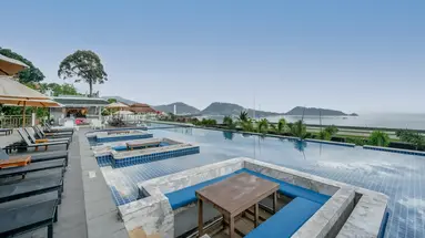 ANDAMANTRA RESORT & VILLA, PHUKET (ex. Centara Blue Marine)