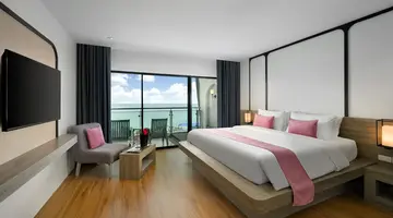 ANDAMANTRA RESORT & VILLA, PHUKET (ex. Centara Blue Marine)