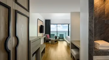 ANDAMANTRA RESORT & VILLA, PHUKET (ex. Centara Blue Marine)
