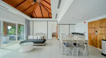 ANDAMANTRA RESORT & VILLA, PHUKET (ex. Centara Blue Marine)