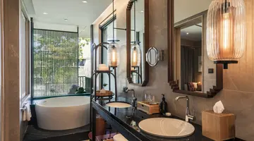 ANDAZ PATTAYA JOMTIEN BEACH
