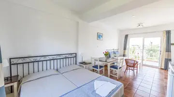 Andreotis Apartments