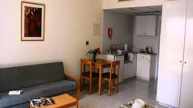 Anemi Hotel &amp Suites