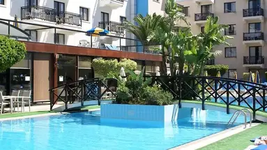 Anemi Hotel &amp Suites