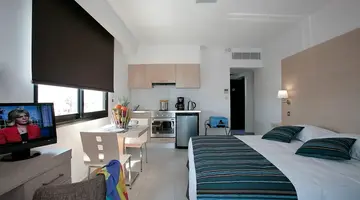 Anemi Hotel and Suites