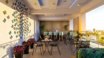 Anemi Hotel and Suites