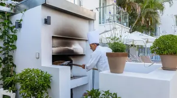 Anemi Hotel and Suites