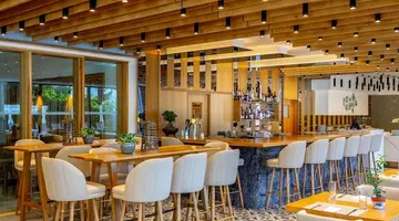 Anemi Hotel and Suites