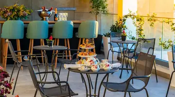 Anemi Hotel and Suites