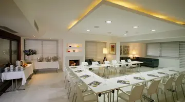 Anemi Hotel and Suites