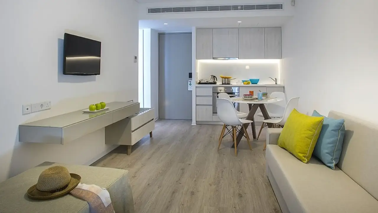 ANEMI HOTEL & SUITES