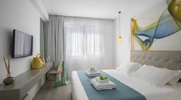 Anemi Hotel & Suites