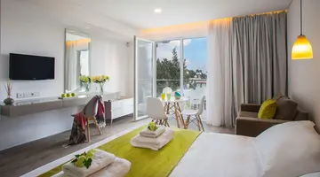 Anemi Hotel & Suites