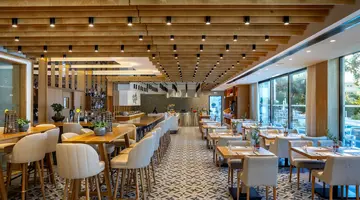 ANEMI HOTEL & SUITES