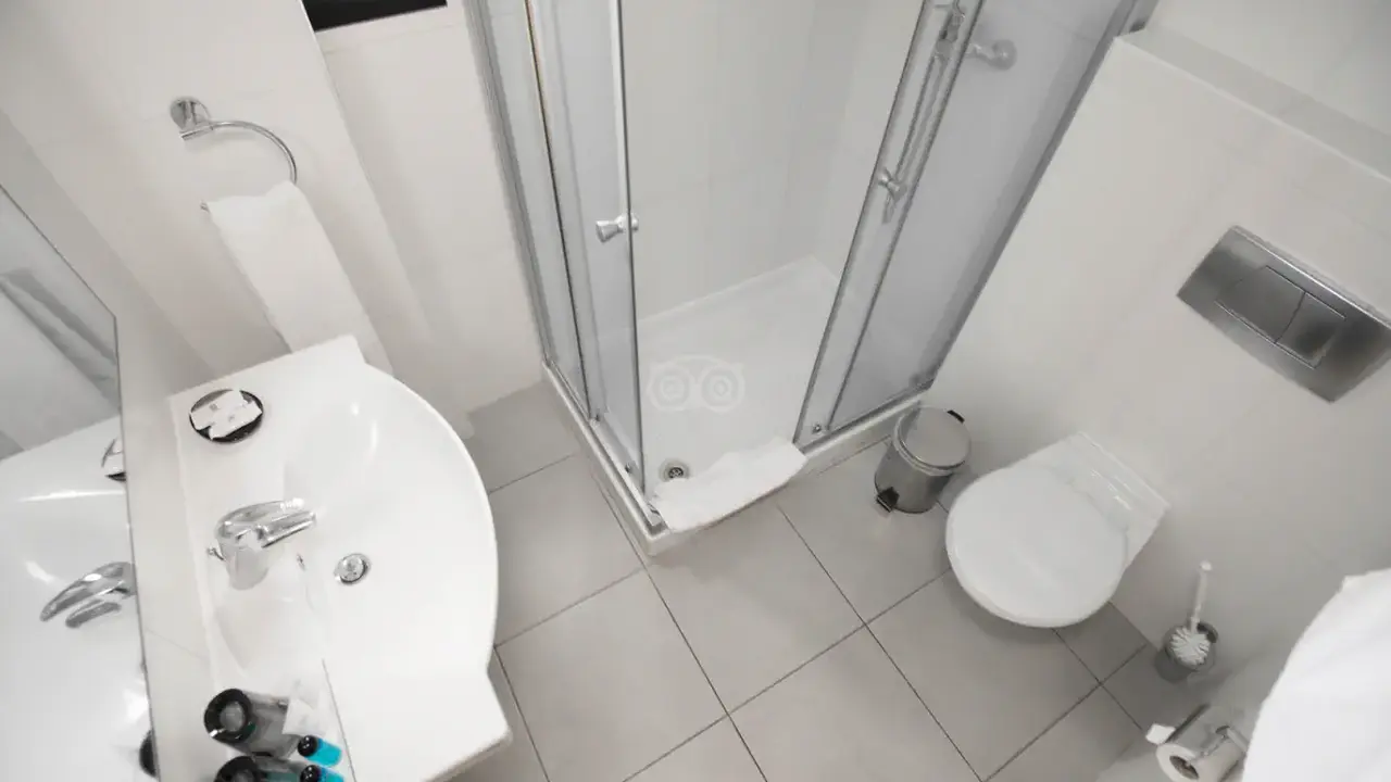ANEMI HOTEL & SUITES