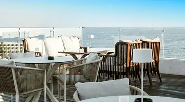 Anemi Hotel & Suites