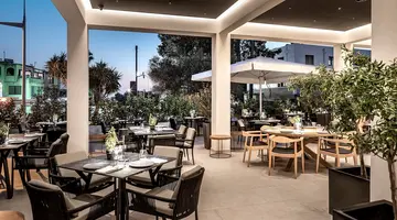 Anemi Hotel & Suites