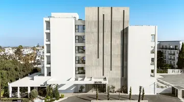 Anemi Hotel & Suites