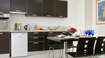Anemi Hotel & Suites
