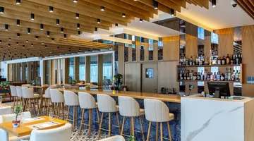 ANEMI HOTEL & SUITES