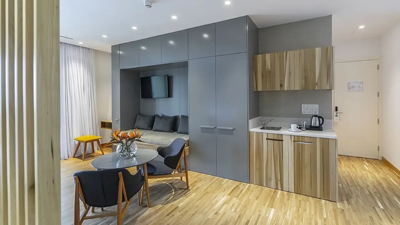 ANEMI HOTEL & SUITES