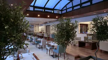 ANEMI HOTEL & SUITES