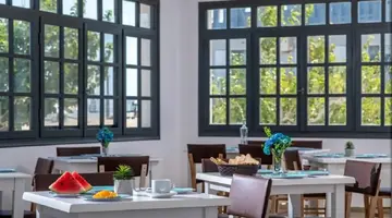 Anemos Inn Hotel