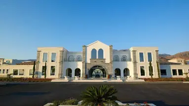 Anemos Luxury Grand