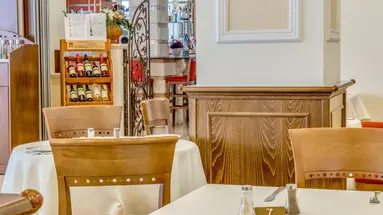 Anesis Hotel