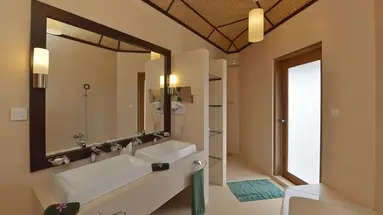 Angaga Island Resort & Spa