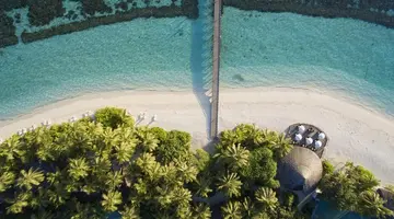 Angaga Island Resort & Spa