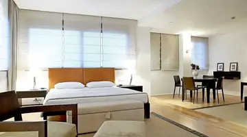 Angela Downtown Hotel