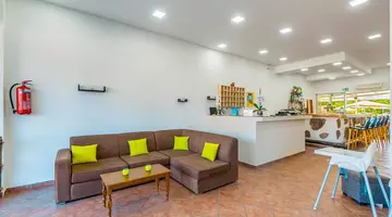 ANGELA HOTEL & APARTMENTS