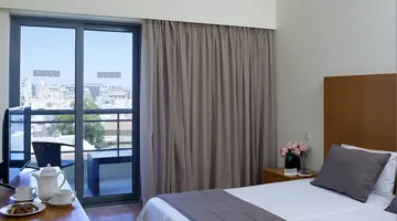 ANGELA HOTEL DOWNTOWN ROOMS