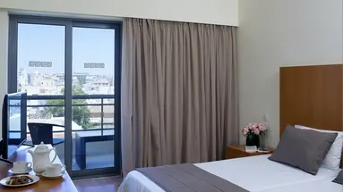ANGELA HOTEL DOWNTOWN ROOMS