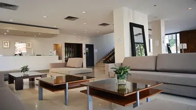 ANGELA HOTEL DOWNTOWN ROOMS