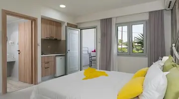 Angela Studios and Apartments