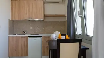 Angela Studios and Apartments