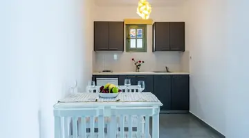 Angela Studios and Apartments