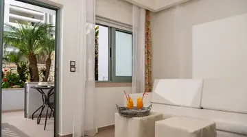 Angela Suites Boutique Hotel