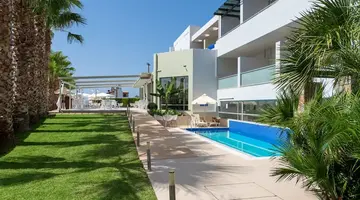 Angela Suites Boutique Hotel