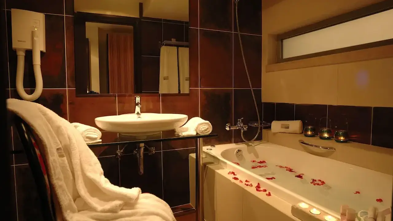 Angela Suites Boutique Hotel