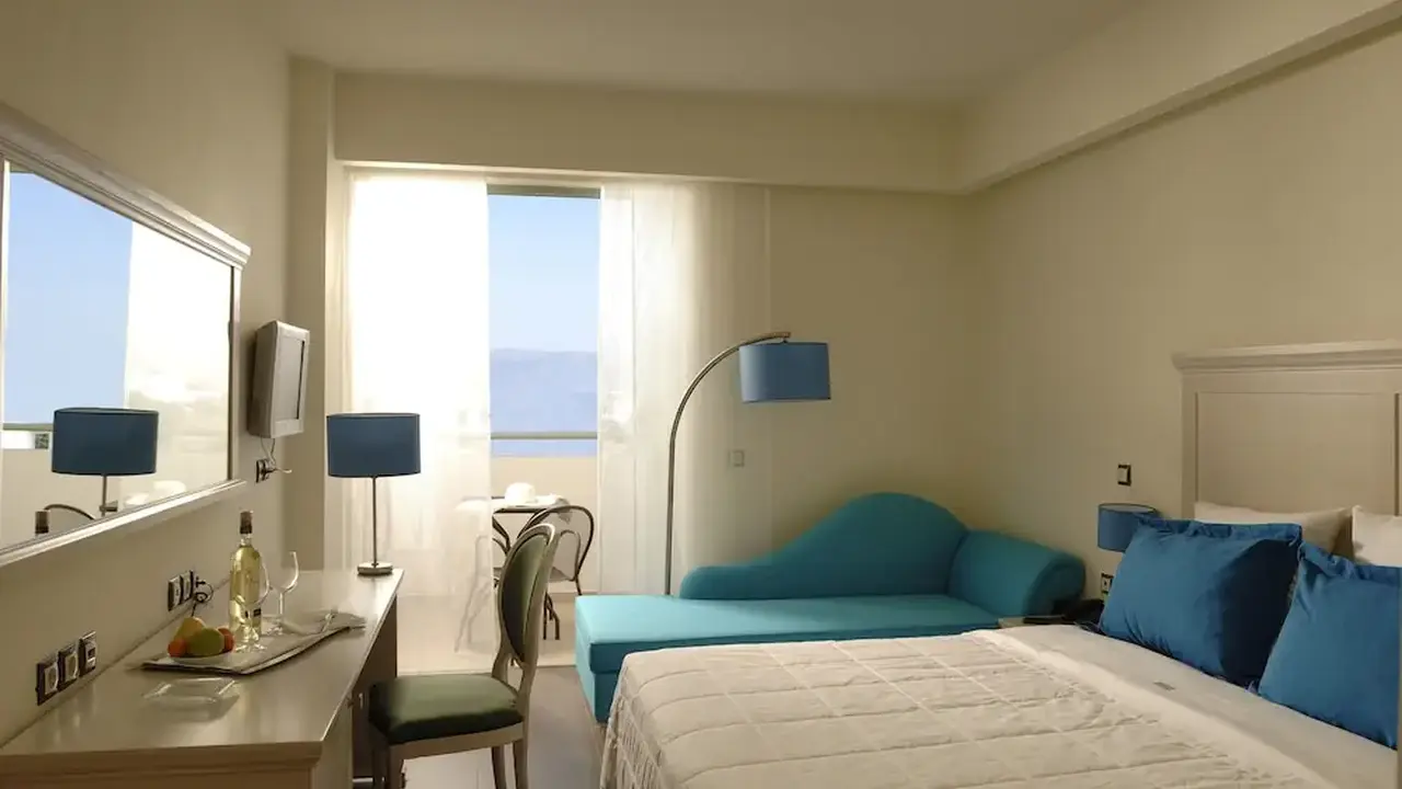 Angela Suites Boutique Hotel